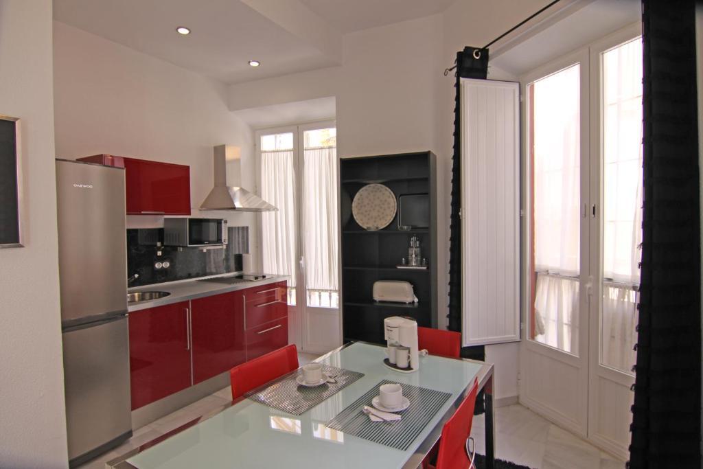 Living Sevilla Apartments Catedral Room photo