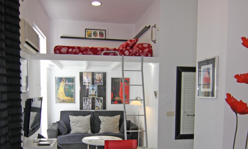 Living Sevilla Apartments Catedral Room photo