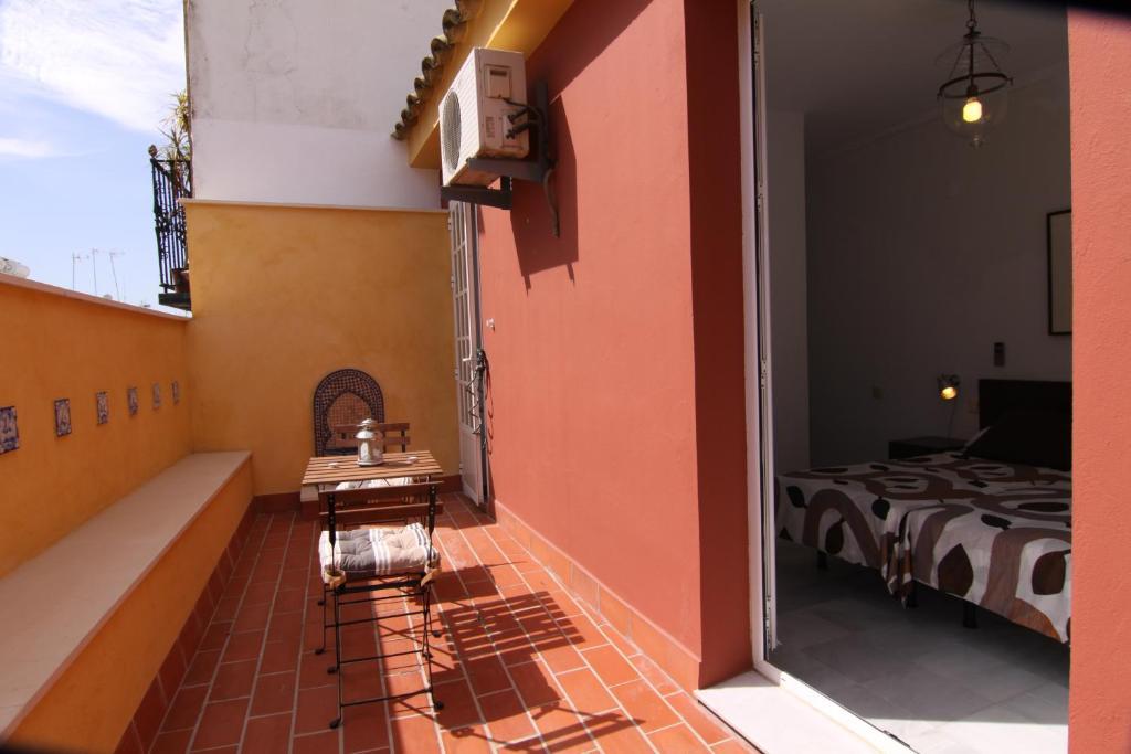 Living Sevilla Apartments Catedral Room photo